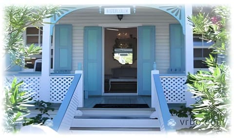 Watercolor Cottage in the heart of Harbour Island's historic Dunmore Town.