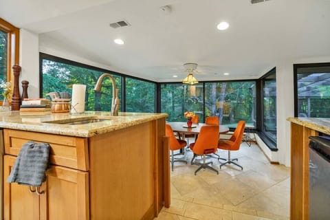 E7de87c1 833b 4faf 8f92 d540f69cf281