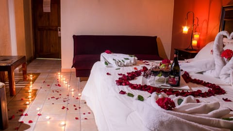 Individually decorated, desk, free WiFi, bed sheets