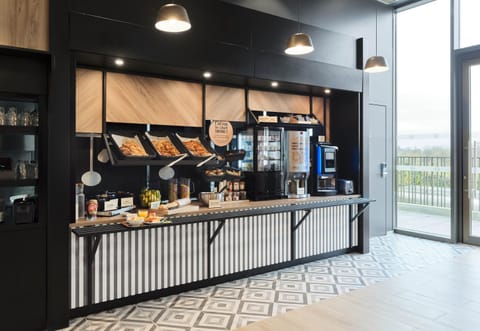 Daily buffet breakfast for a fee