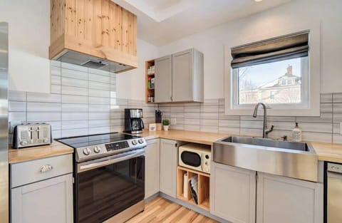 Fully-Equipped Kitchen