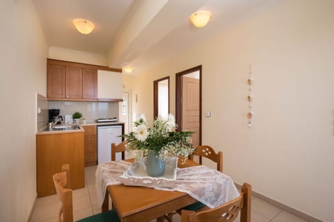 Superior Apartment, 2 Bedrooms, Sea View | Living area