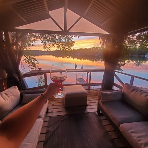Beautiful panoramic lake views