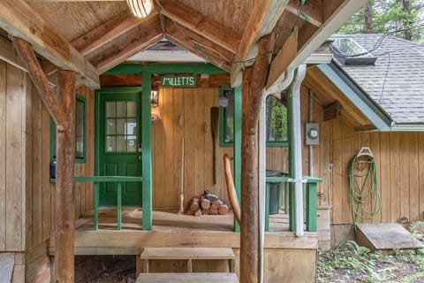 Welcome to Millett`s Cabin