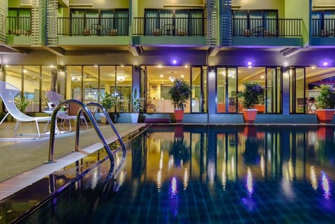 Outdoor pool, open 10:00 AM to 8:00 PM, pool umbrellas, sun loungers