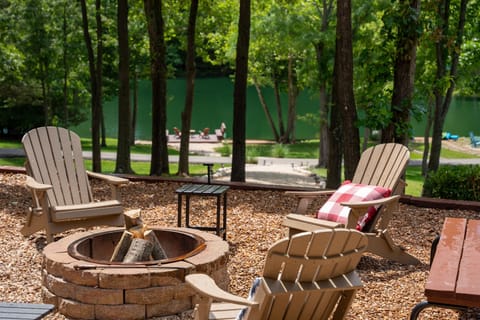 Fire pit