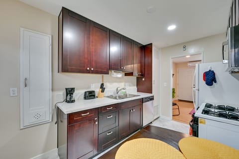 Apartment (1 Bedroom) | Interior