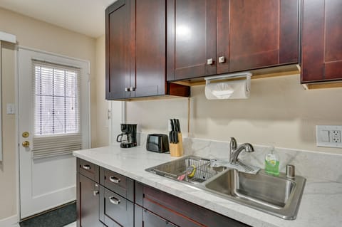 Apartment (1 Bedroom) | Interior