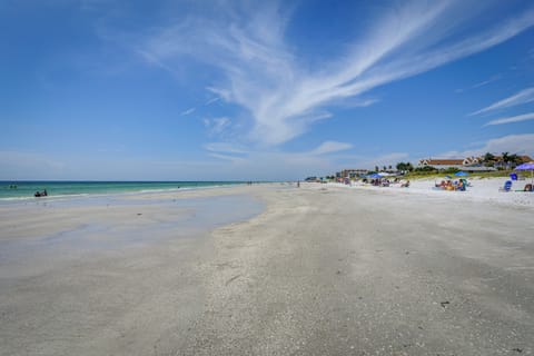 Cottage (2 Bedrooms) | Interior