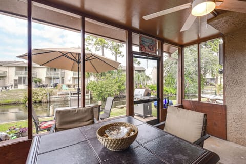 Apartment (2 Bedrooms) | Front of property