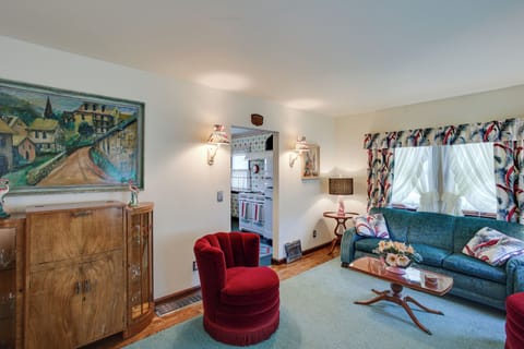 House (2 Bedrooms) | Interior