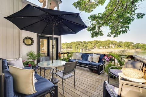 House (2 Bedrooms) | Front of property