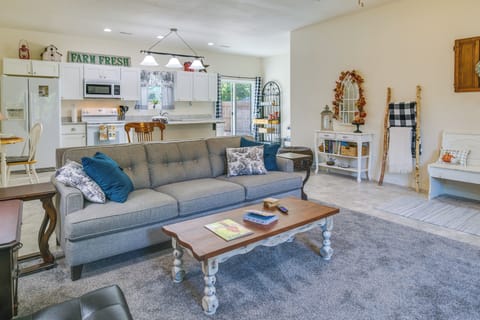 Cottage (2 Bedrooms) | Interior