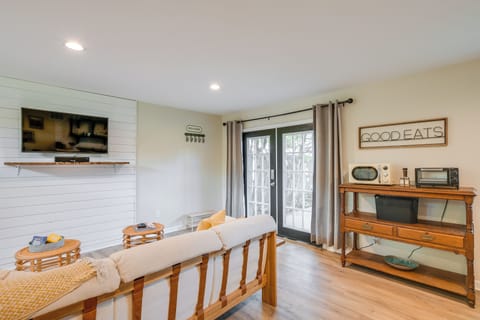 House (1 Bedroom) | Interior