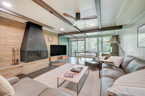 House (4 Bedrooms) | Front of property