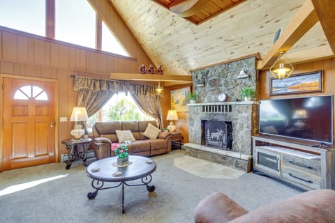 House (4 Bedrooms) | Interior