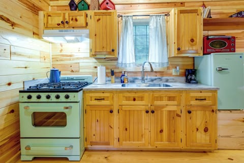 House (1 Bedroom) | Interior