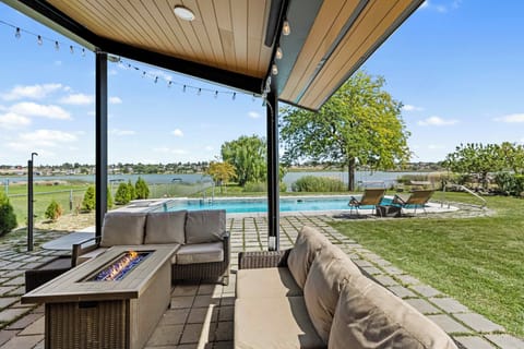House (Multiple Bedrooms) | Front of property
