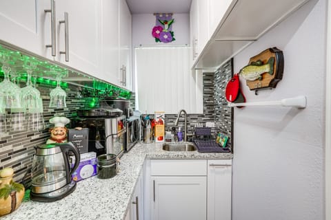 House (1 Bedroom) | Interior