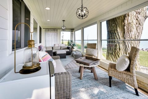 House (1 Bedroom) | Interior