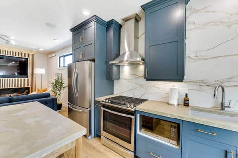 Apartment (1 Bedroom) | Interior