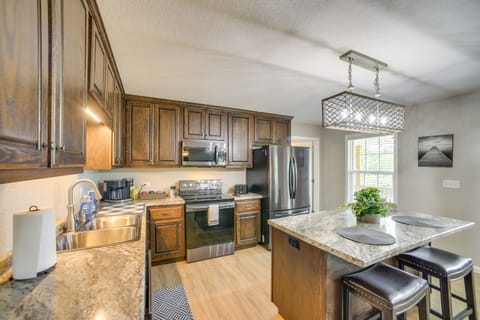 House (2 Bedrooms) | Front of property