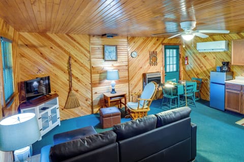 House (1 Bedroom) | Interior