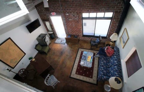 Open, Bright Living Area