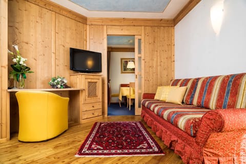 Deluxe Double Room | Premium bedding, down comforters, minibar, in-room safe