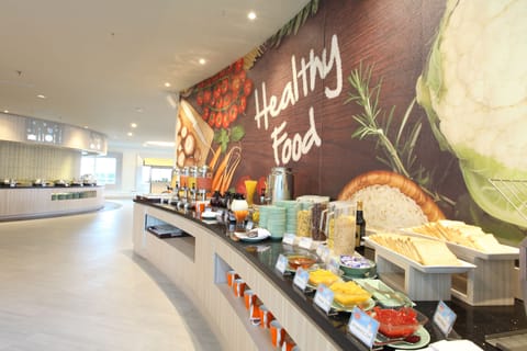 Daily buffet breakfast for a fee