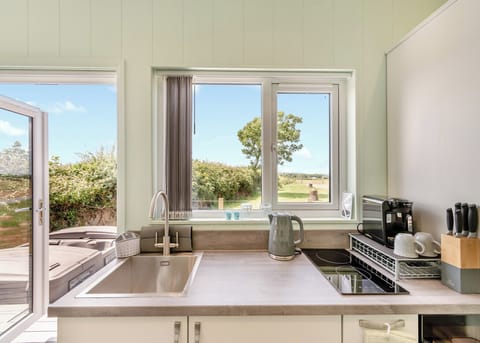 The Paddock - Calvesland Hideaway, Nr. Tenby