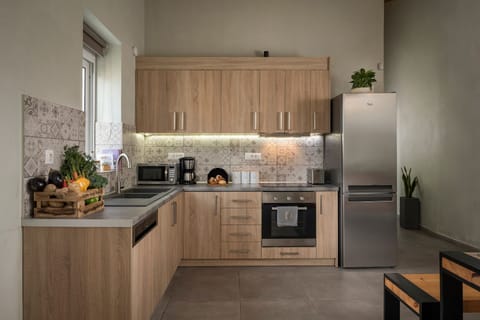 Stylish & Functional Cooking Space