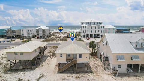 BHive - Conveniently located just a short walk to the beach.