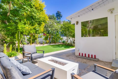 Fully private large backyard with firepit and hot tub