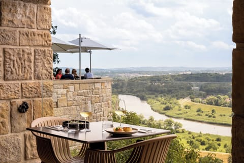 Breakfast, lunch, dinner served; international cuisine, garden views 