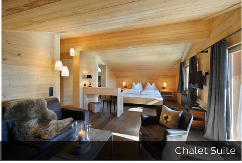 Chalet Suite | Hypo-allergenic bedding, in-room safe, desk, free WiFi