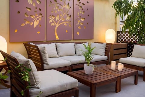 Chic 3rd-Floor Patio for Relaxation