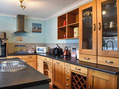 Kitchen | Gwel Y Don, Pentraeth