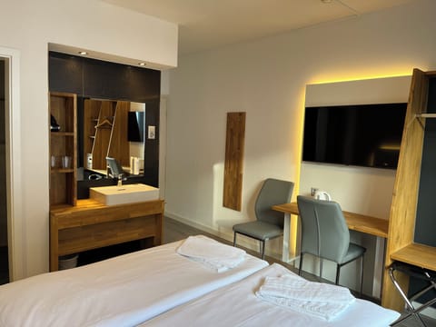 Classic Double Room | Hypo-allergenic bedding, in-room safe, individually decorated, desk