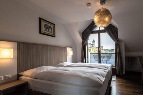 Panoramic Double or Twin Room | Desk, free WiFi, bed sheets