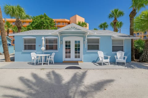 Enjoy your personal patio for morning coffee, afternoon reading, evening dining,