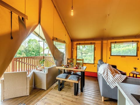 Open plan living space | The Foxes Den - Little North Field, Bishop Thornton, near Harrogate