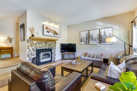 Vail Vacation Rental | 2BR | 2BA | 1,000 Sq Ft | Stairs Required