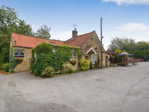 Exterior | The Stirrup Cottage, Willoughton