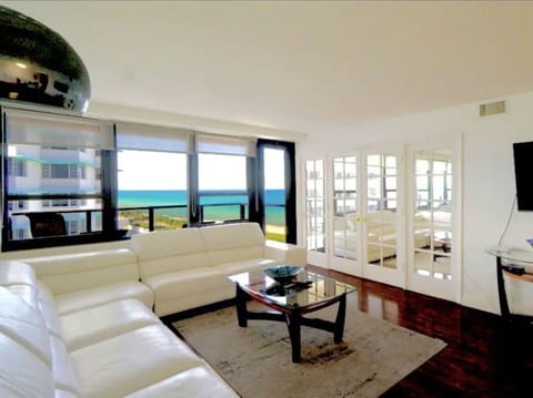Large Living Area