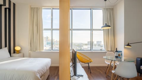 Standard Apartment | Iron/ironing board, free WiFi, bed sheets