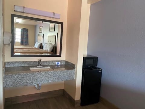 Free toiletries, hair dryer