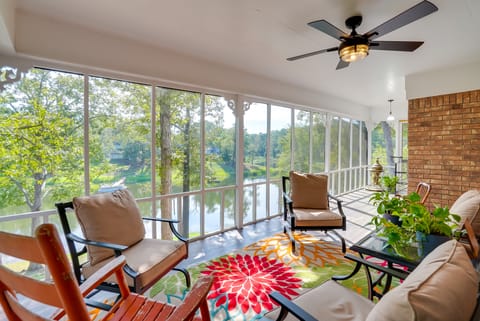 Jefferson Vacation Rental | 3BR | 2BA | 2,200 Sq Ft | Step-Free Access