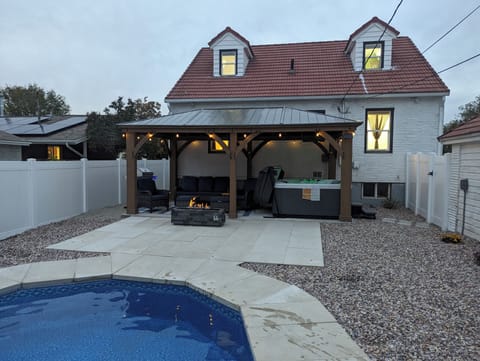 Gather round the fire pit or enjoy the pool or hot tub