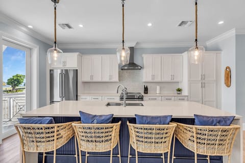 Spacious Kitchen with Seating